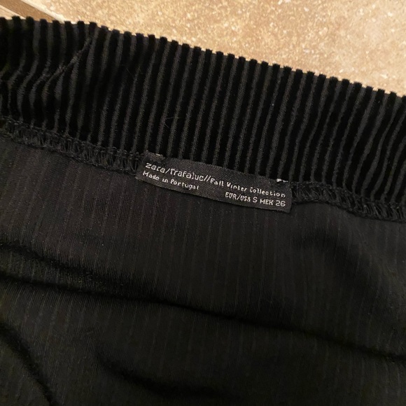 Zara skirt - Picture 2 of 2